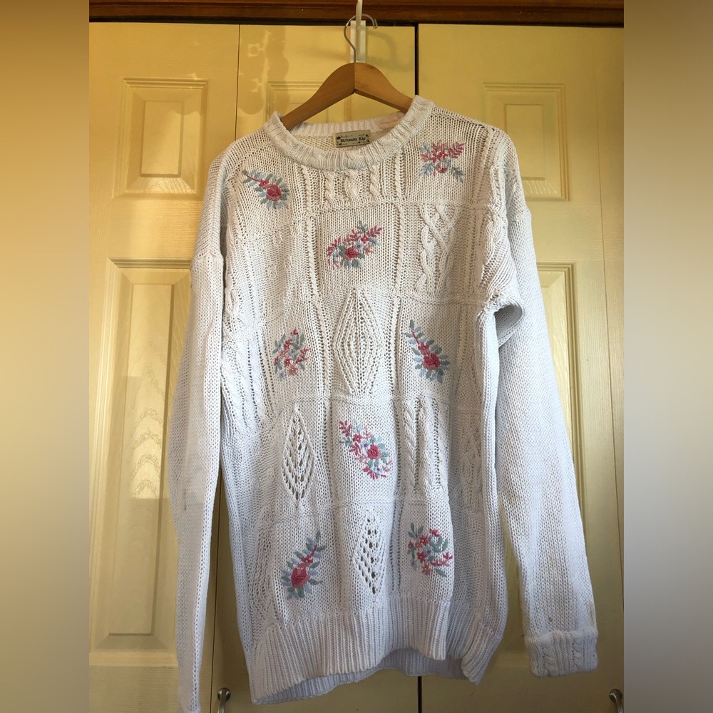 Oversized Embroidered White Knit Sweater, Runaway Bay, Medium